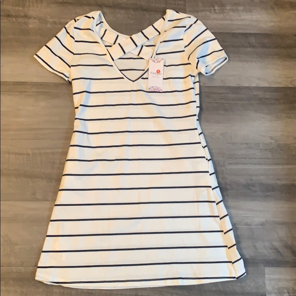 NEVER WORN white/navy stripe dress with pockets